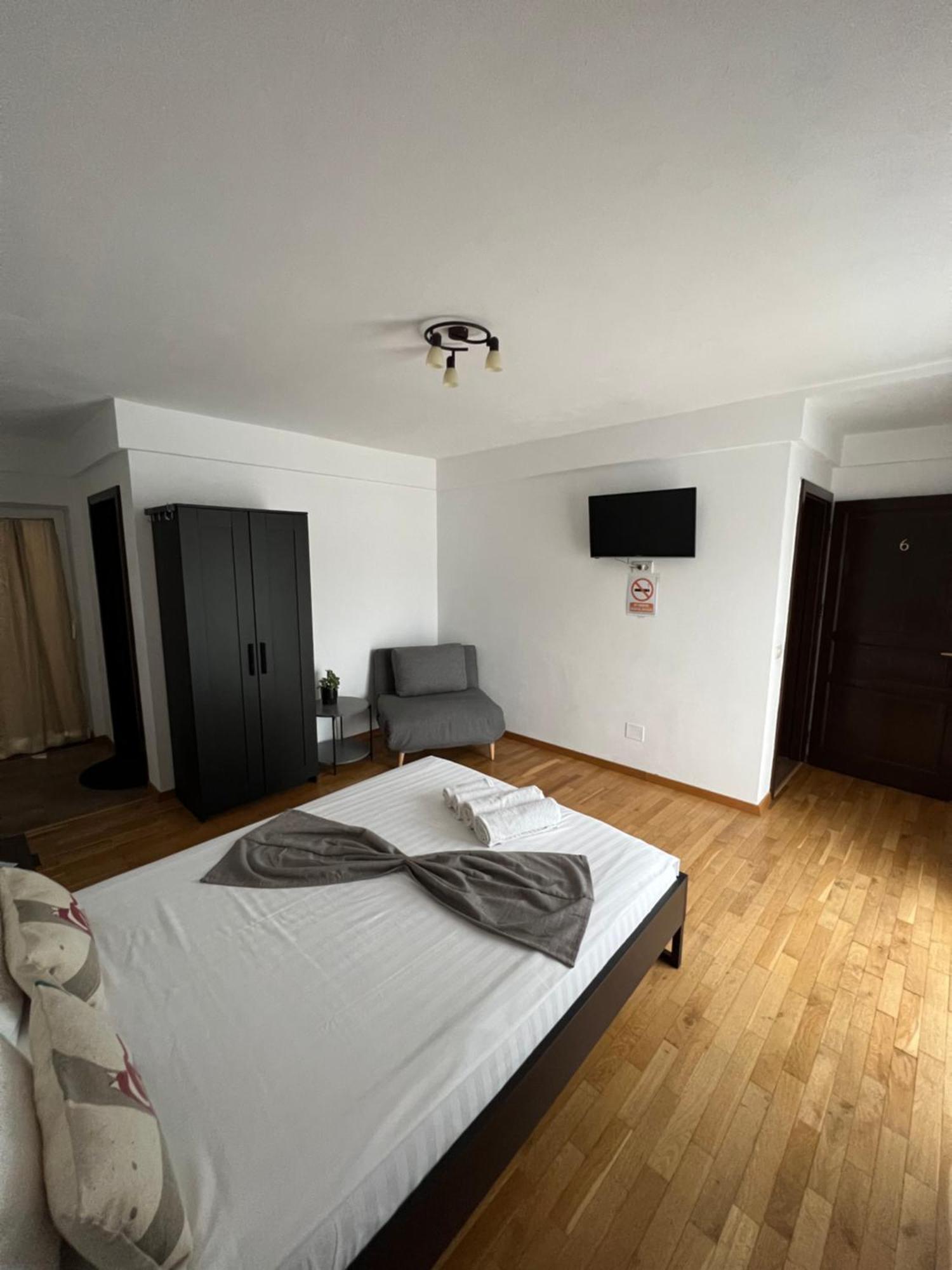 Casa Cattaleya Hotel Dubova Bagian luar foto