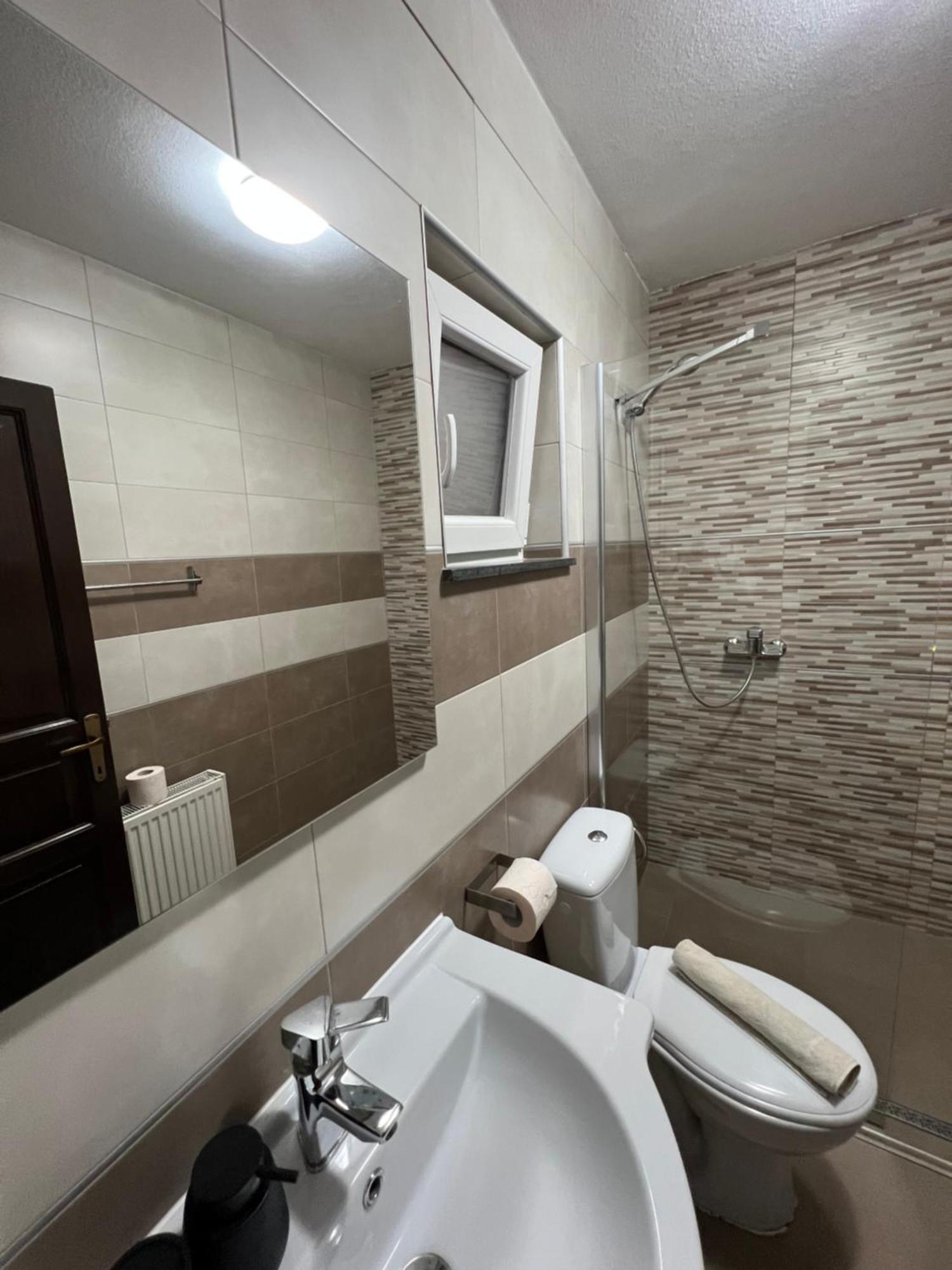 Casa Cattaleya Hotel Dubova Bagian luar foto