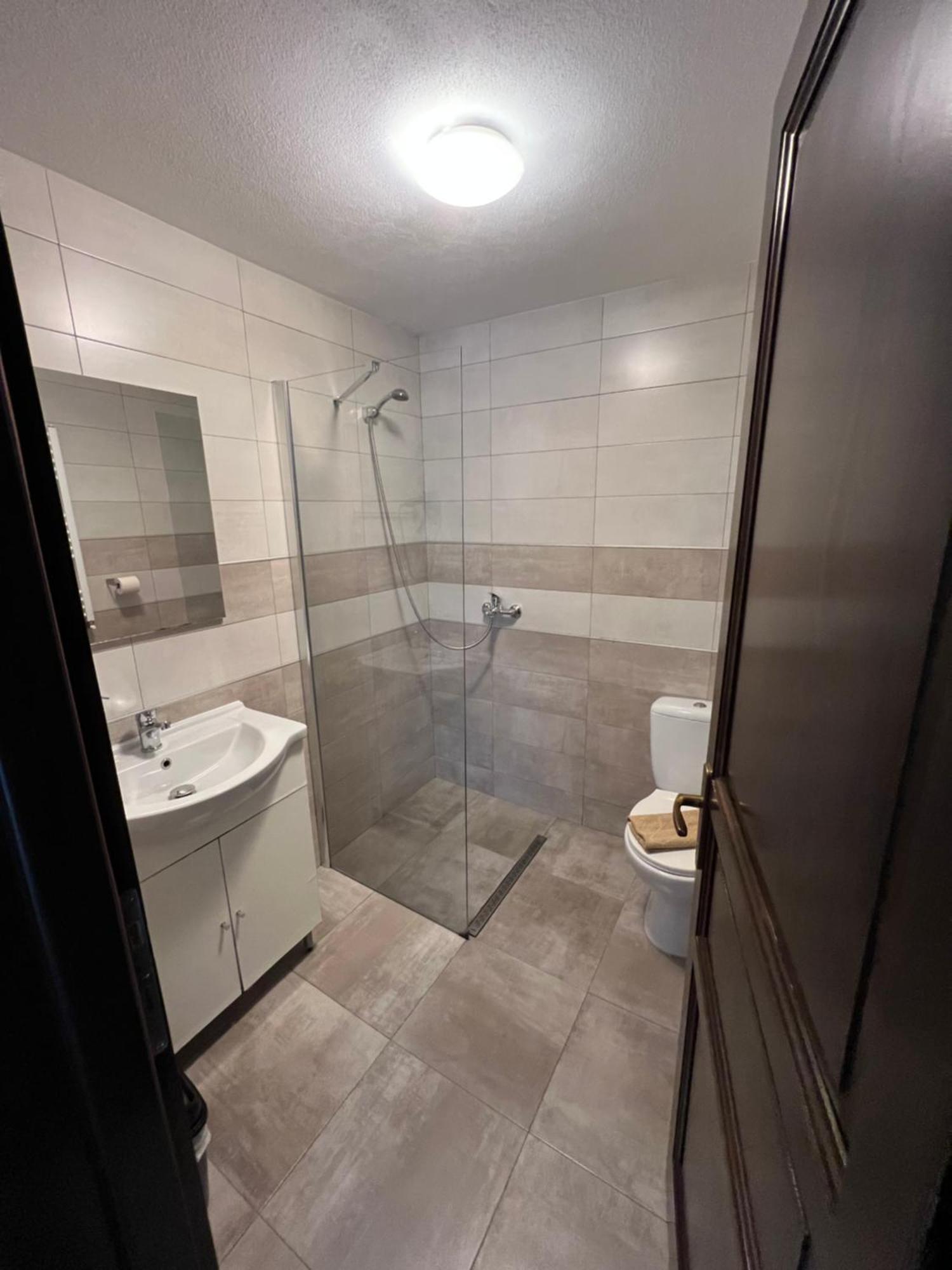 Casa Cattaleya Hotel Dubova Bagian luar foto